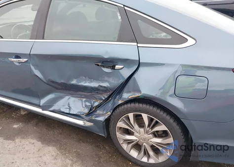 2015 Hyundai Sonata Limited 2.0T z USA, uszkodzony, nr VIN 5NPE34AB8FH150650